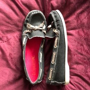 LeSportsac slip on shoes